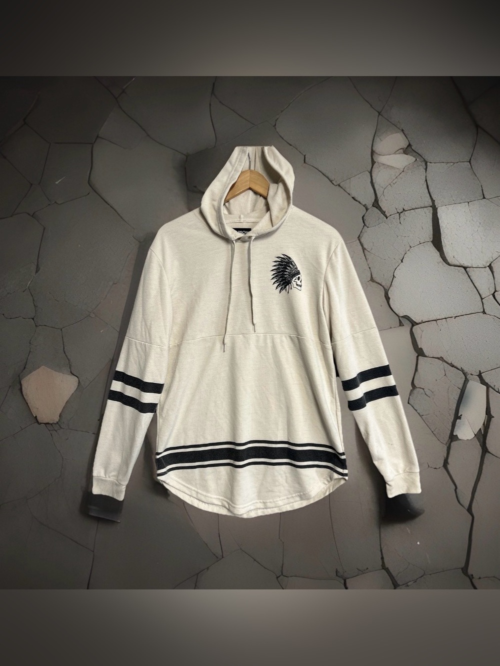 Carbon Men's Small Skull Headdress Ivory Black‎ Hoodie Grunge Goth Punk Stripe